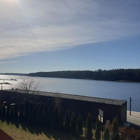 Dom Nad Jeziorem Mikolajki Eksteriør bilde